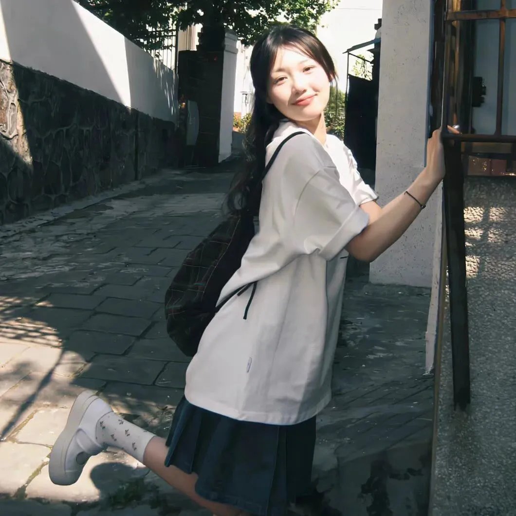 女教师2022